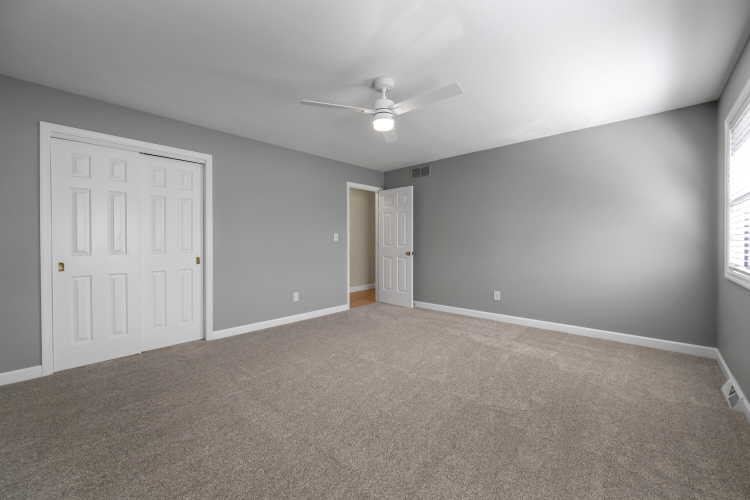 Listing Image 48