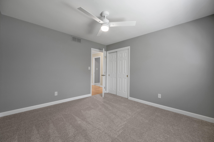 Listing Image 51