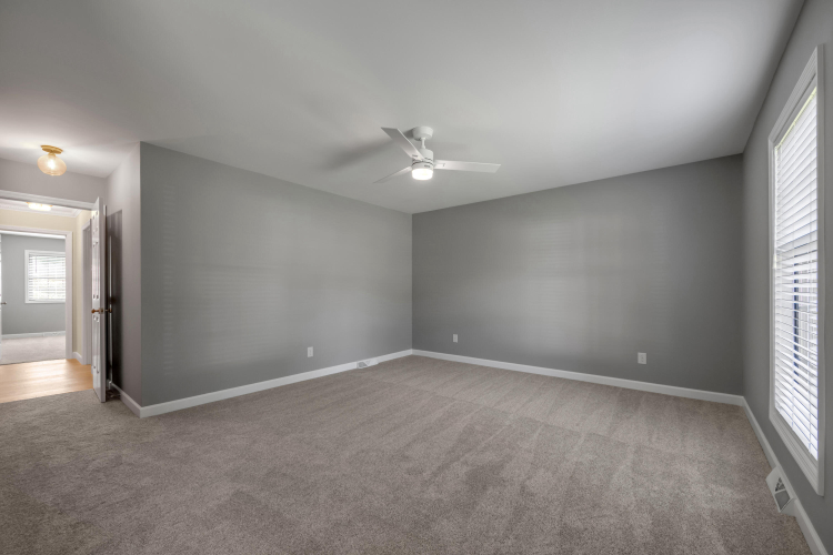 Listing Image 57