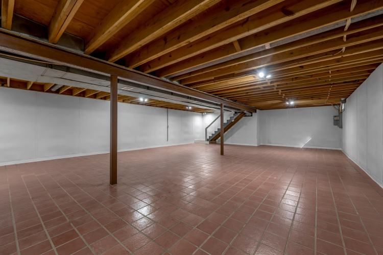 Listing Image 62