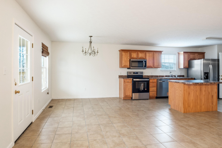 Listing Image 20