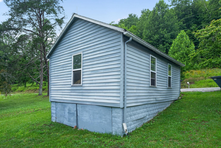 Listing Image 20