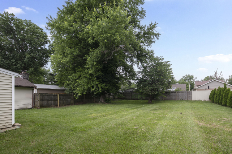 Listing Image 24