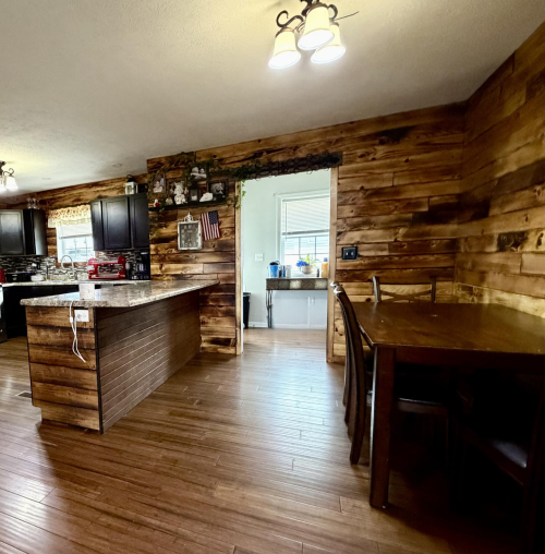 Listing Image 9