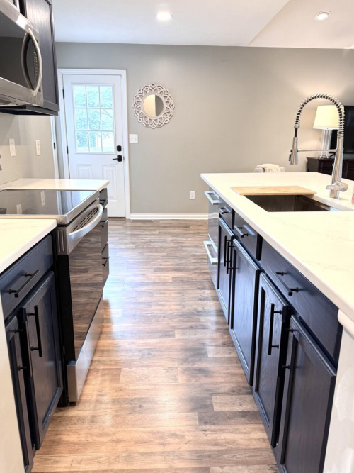 Listing Image 9