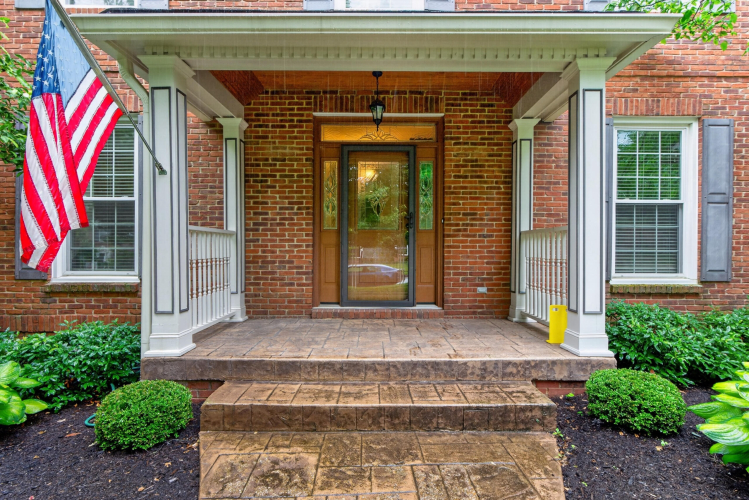 Listing Image 3