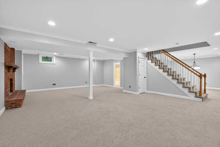 Listing Image 35