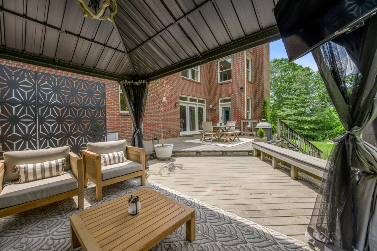 Listing Image 82