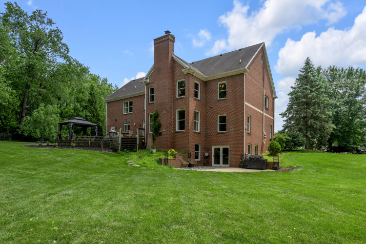 Listing Image 89