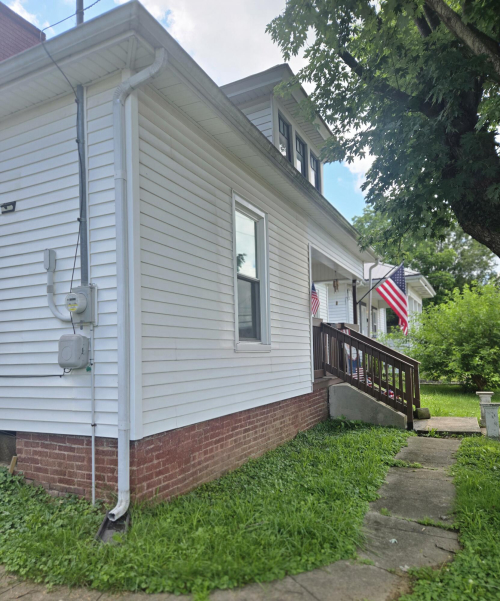 Listing Image 7