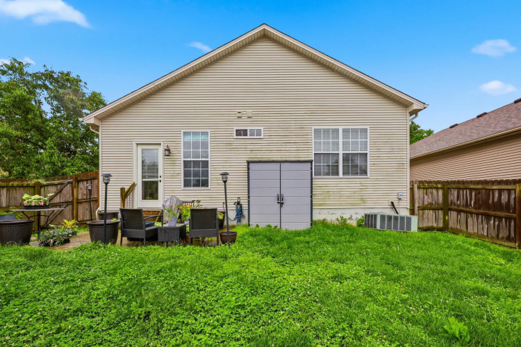 Listing Image 15