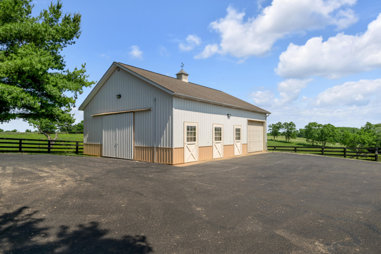 Listing Image 105