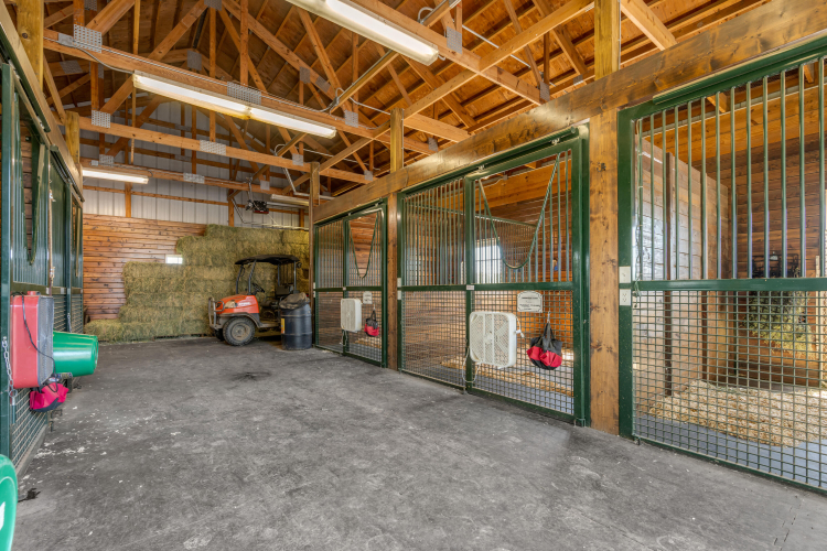 Listing Image 107