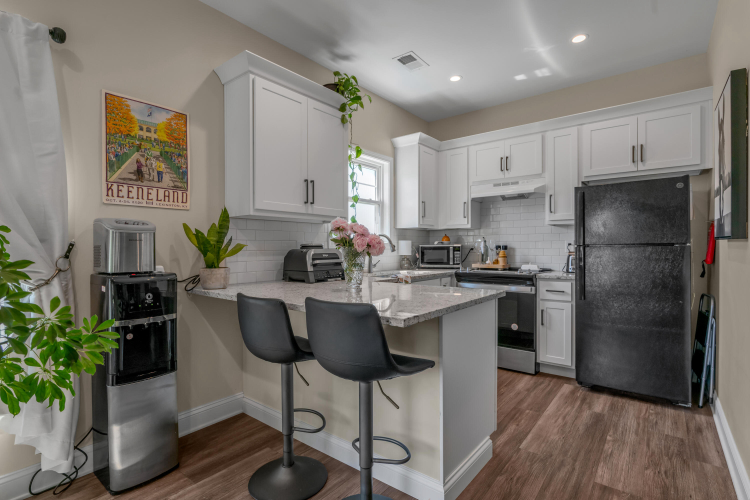 Listing Image 124