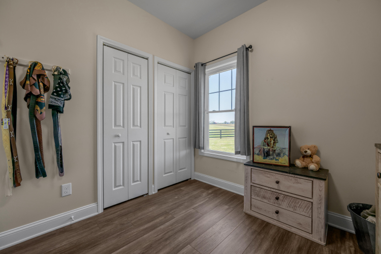 Listing Image 134