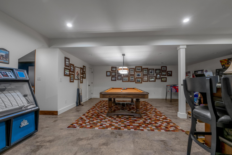 Listing Image 78