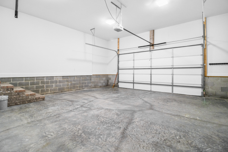Listing Image 70