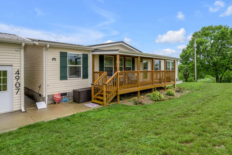 Listing Image 3