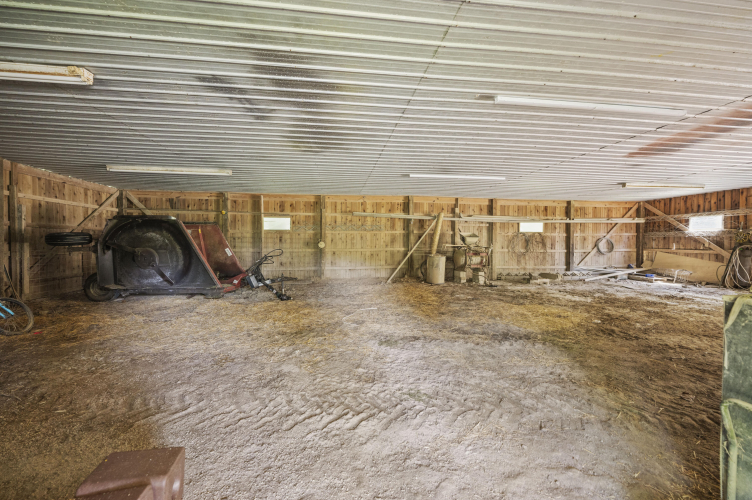 Listing Image 43