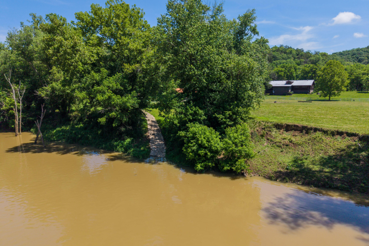 Listing Image 64