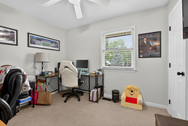 Listing Image 24