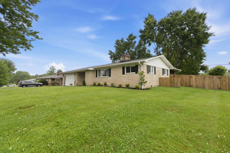 Listing Image 50