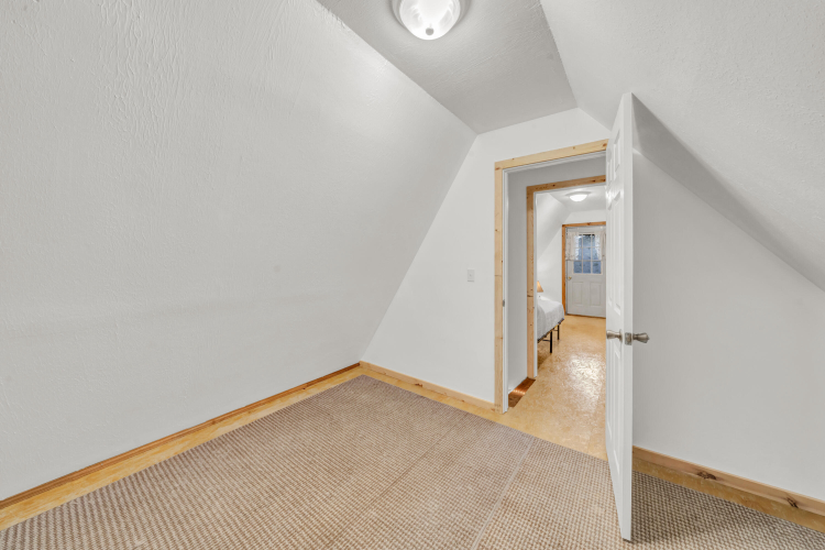 Listing Image 26