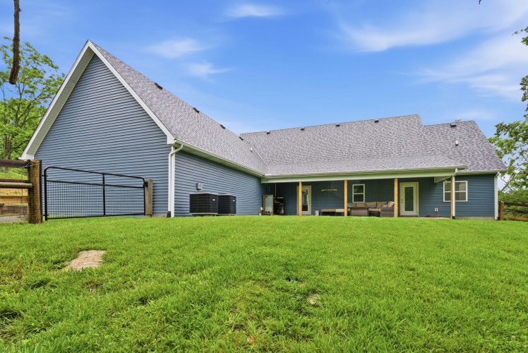 Listing Image 53