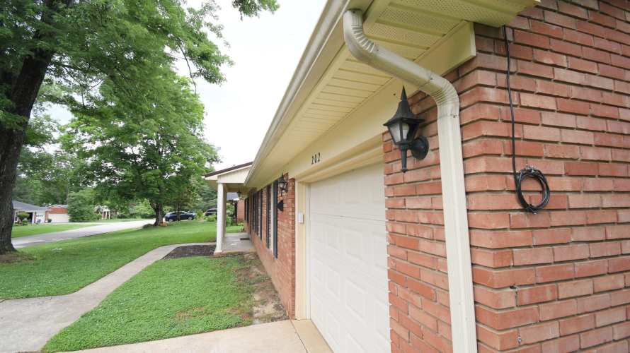 Listing Image 52