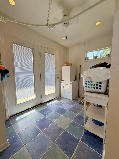 Listing Image 51