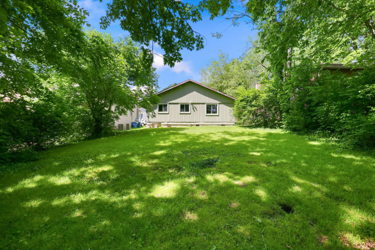 Listing Image 20