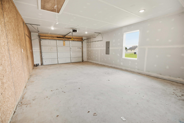 Listing Image 33