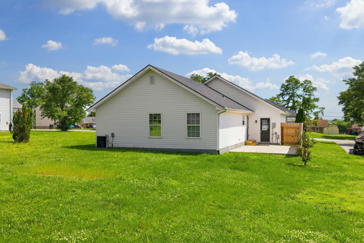 Listing Image 28