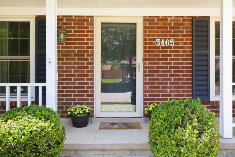 Listing Image 4