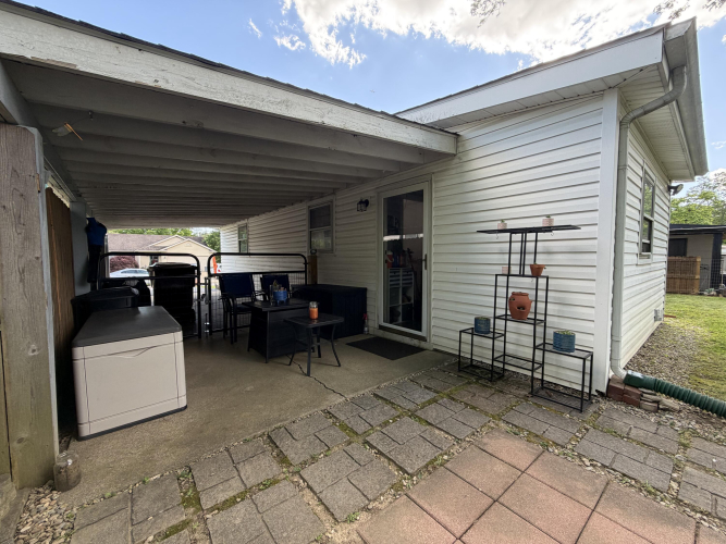Listing Image 40