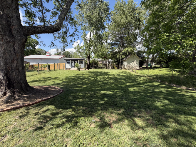 Listing Image 43