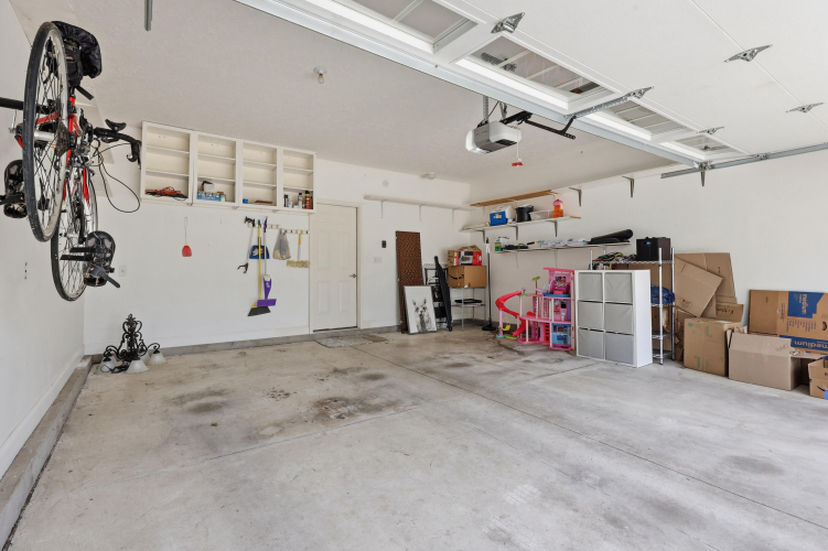Listing Image 63