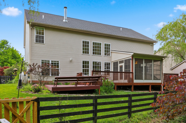 Listing Image 73