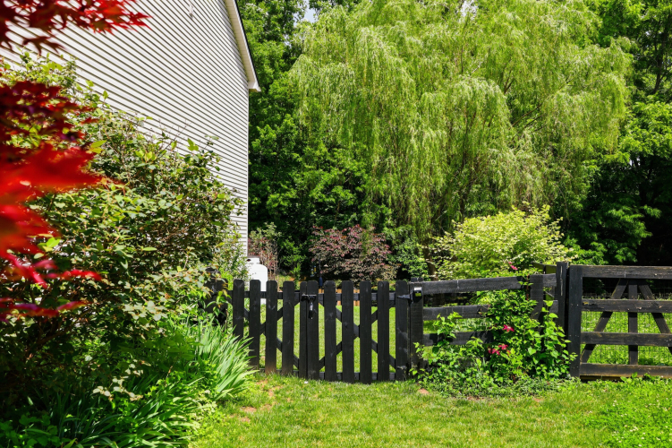 Listing Image 74