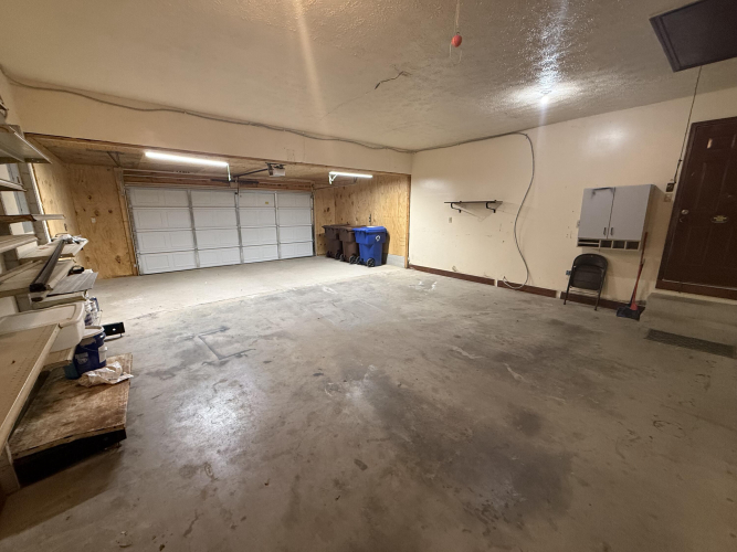 Listing Image 42