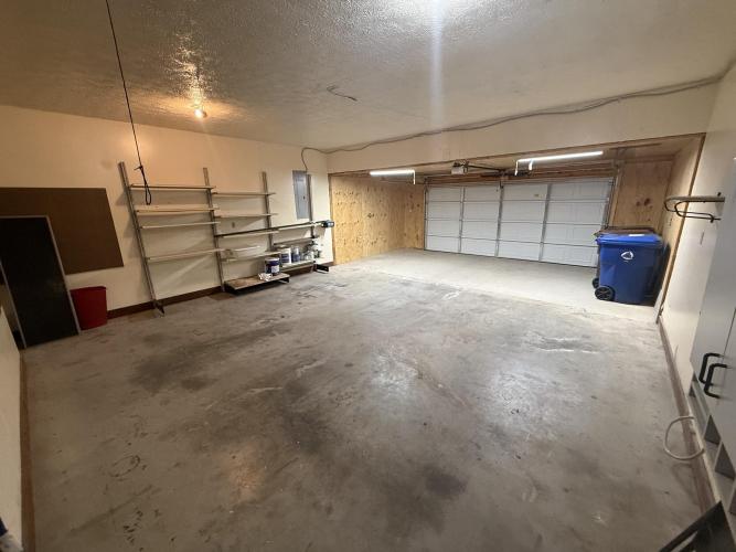 Listing Image 43