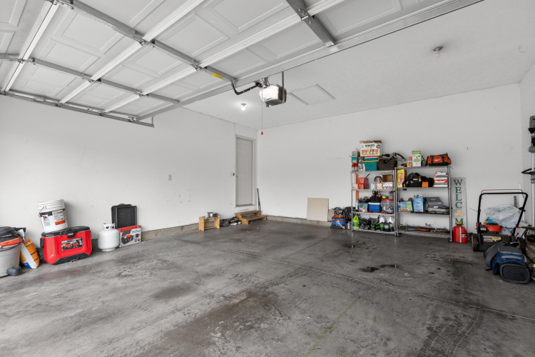 Listing Image 30