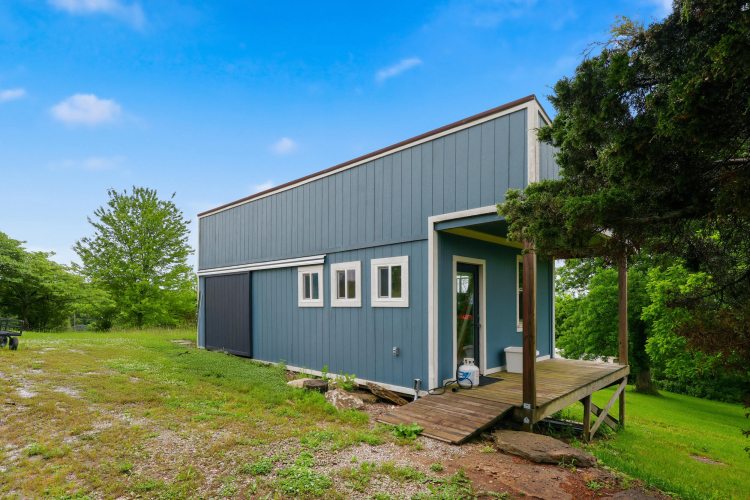 Listing Image 46