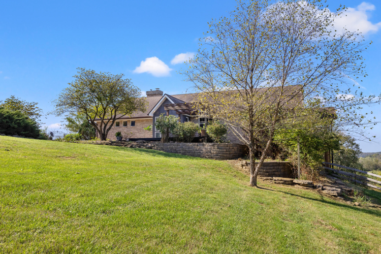 Listing Image 48