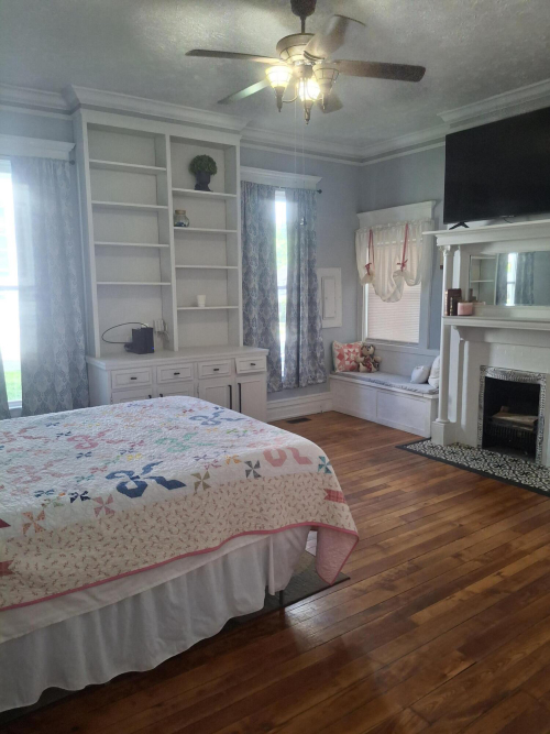 Listing Image 22