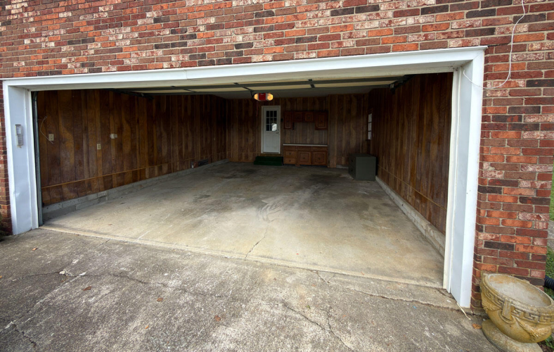 Listing Image 46
