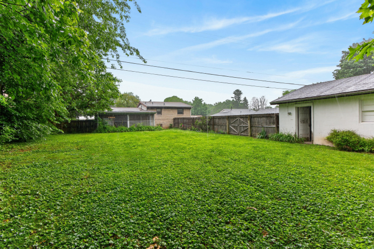 Listing Image 32