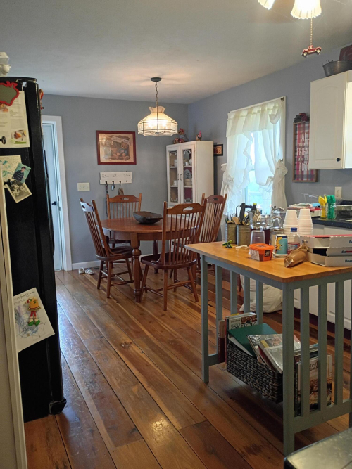 Listing Image 19