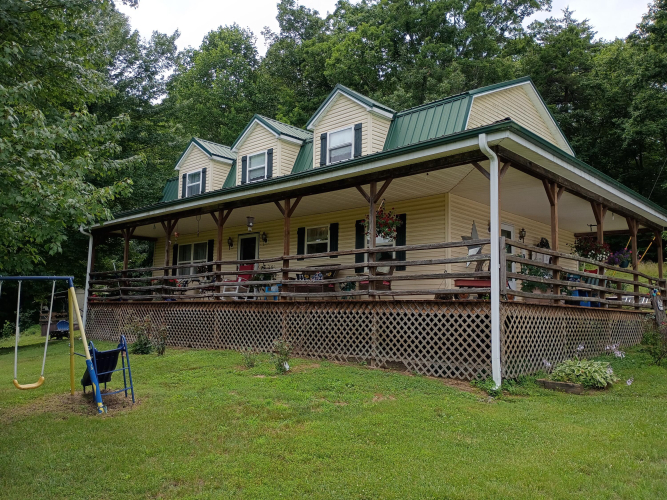 Listing Image 3