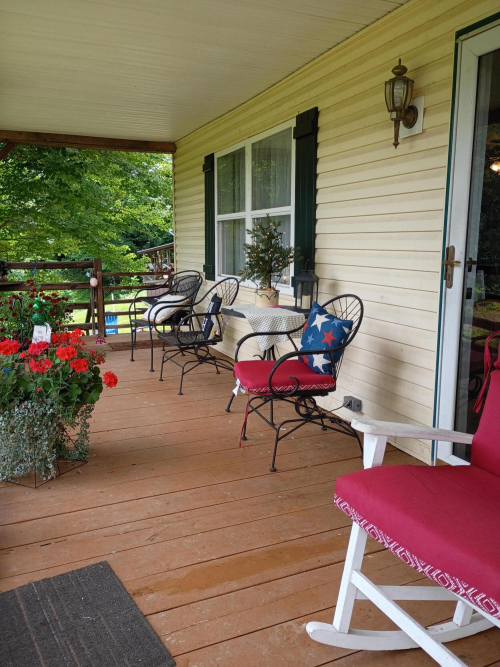Listing Image 5